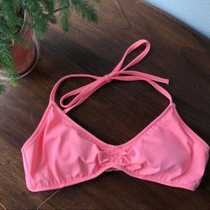 NWOT Victoria’s Secret bikini top xs